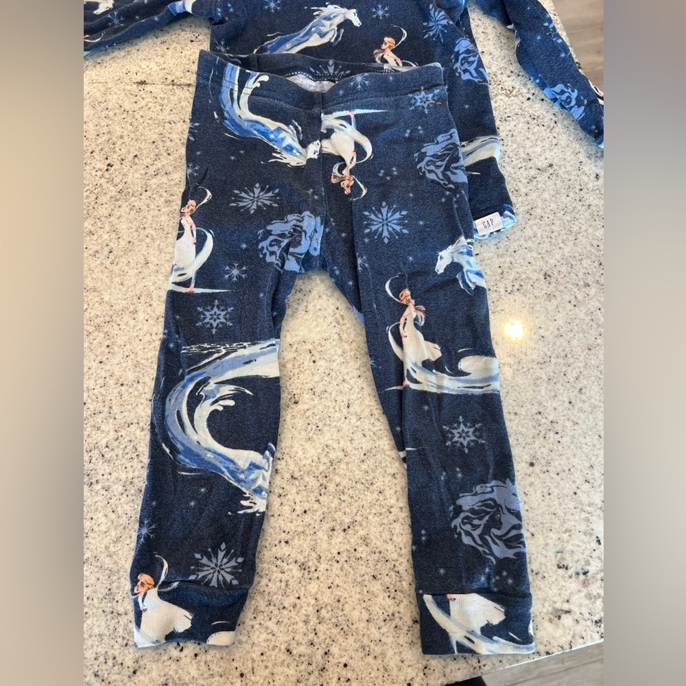 Gap Disney frozen Elsa pajama set toddler girl size 2 - Picture 5 of 6